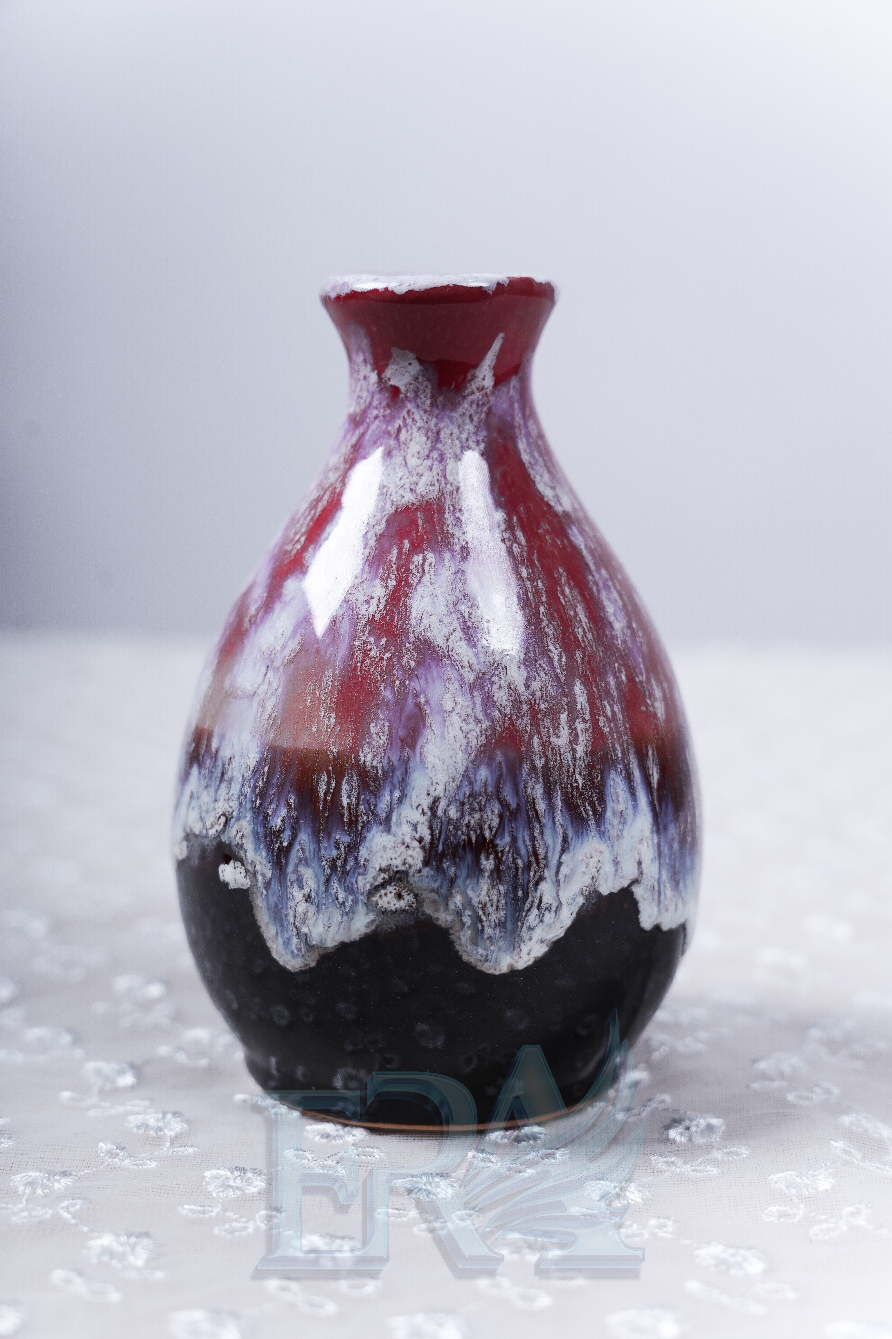 Bình 0057